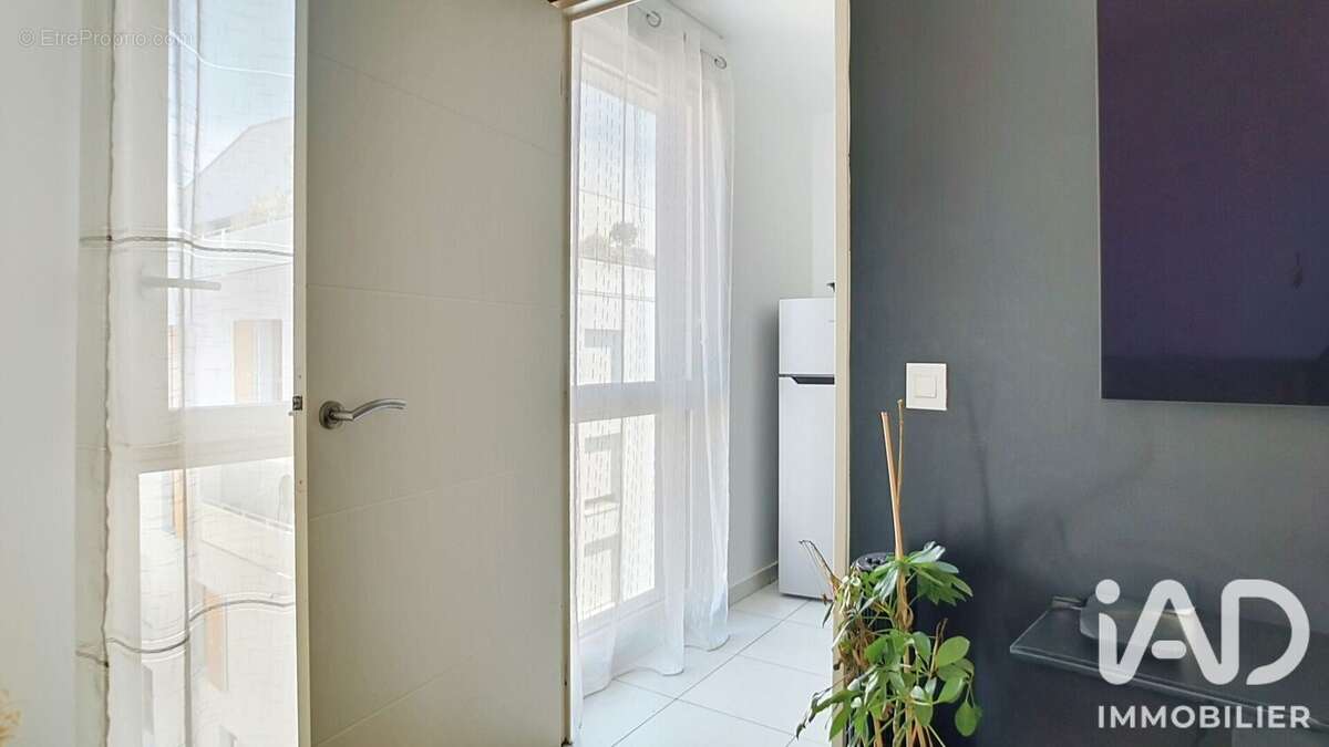 Appartement 64 m² à Aubervilliers  - photo 5