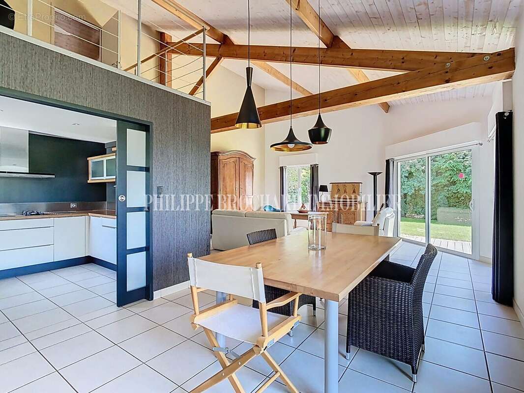 Maison à MAREUIL-SUR-LAY-DISSAIS