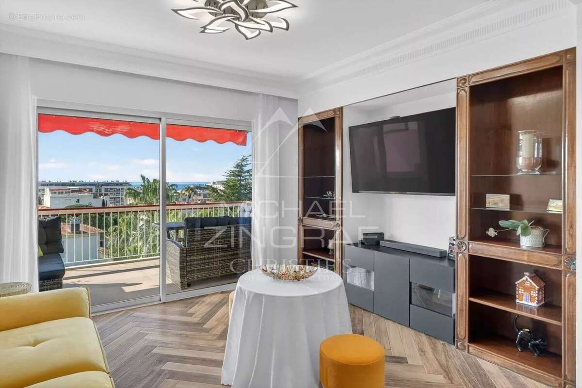 Appartement à CANNES