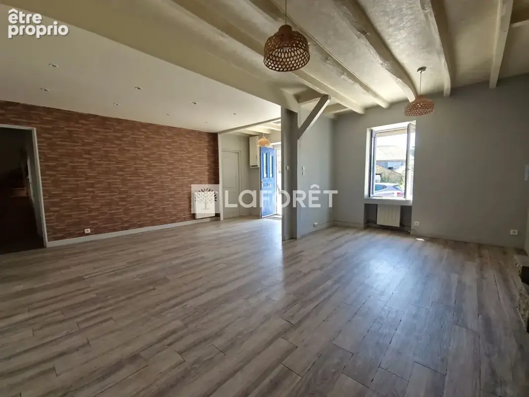 À VENDRE: Ensemble immobilier à Saint-Dolay à 5 minutes du centre ville - photo 4