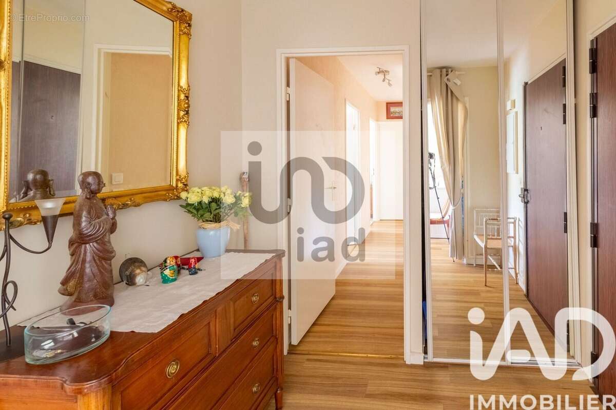 Photo 8 - Appartement à VERSAILLES