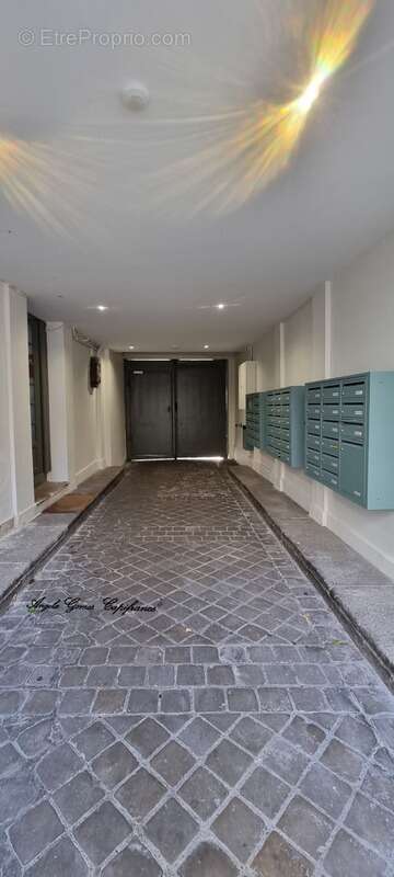 Appartement à PARIS-10E