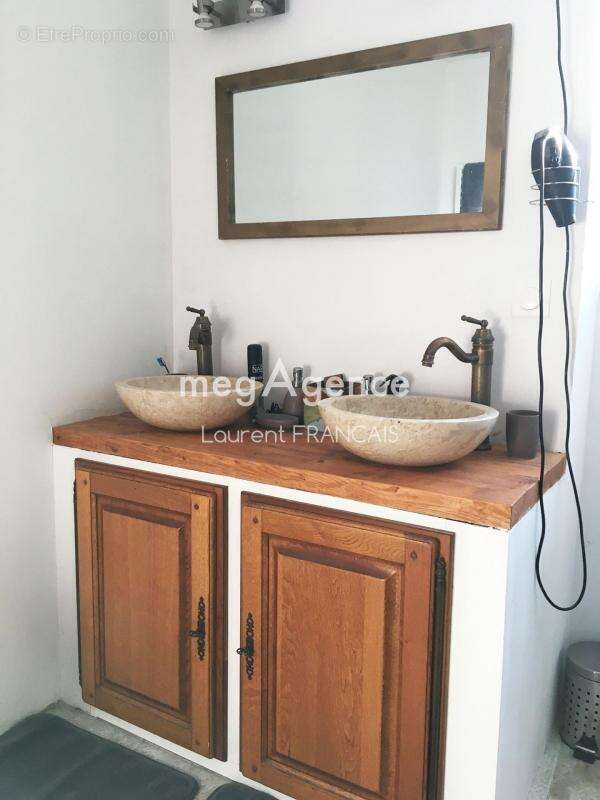 Maison à SAINT-BRIS-DES-BOIS