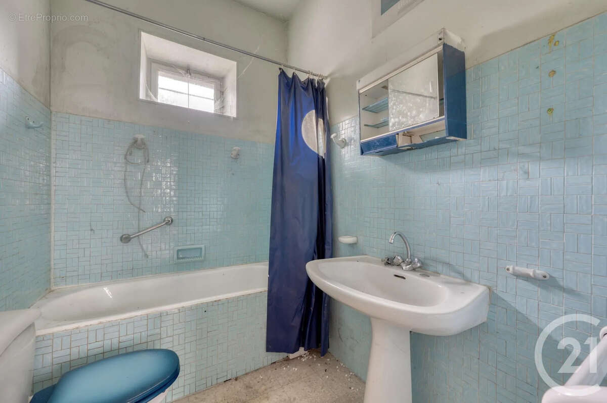 Maison à OZOUER-LE-VOULGIS