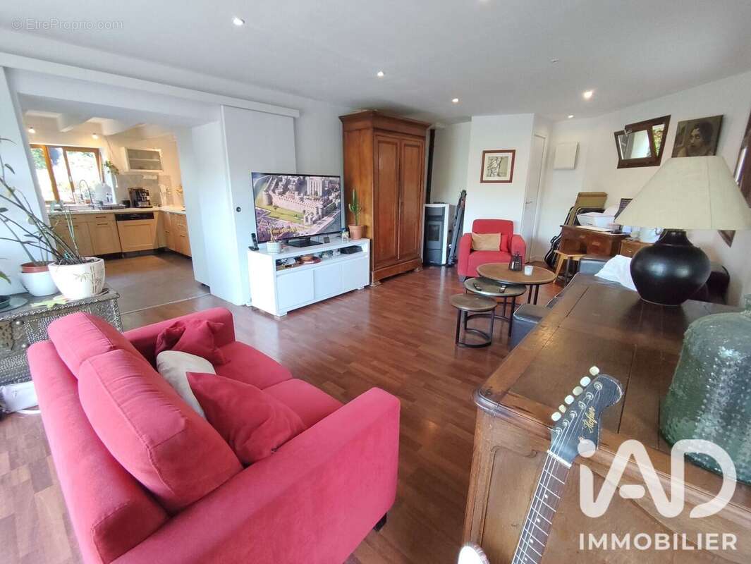 Maison 104 m² à Inzinzac-Lochrist  - photo 3