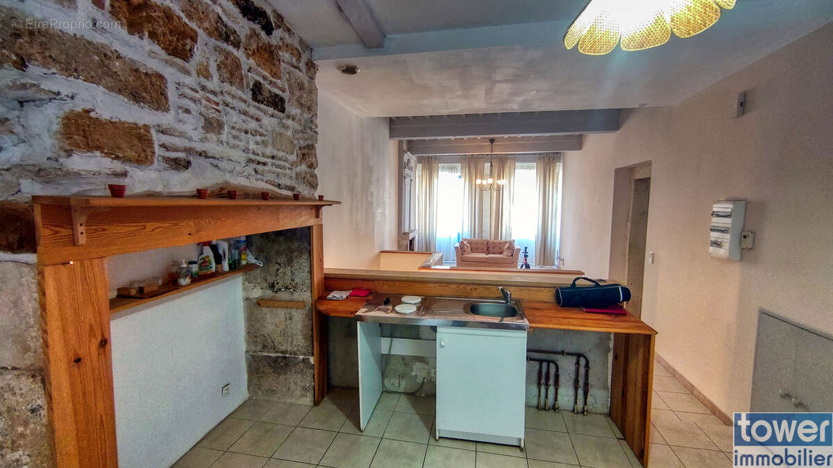 Maison à PUY-L'EVEQUE