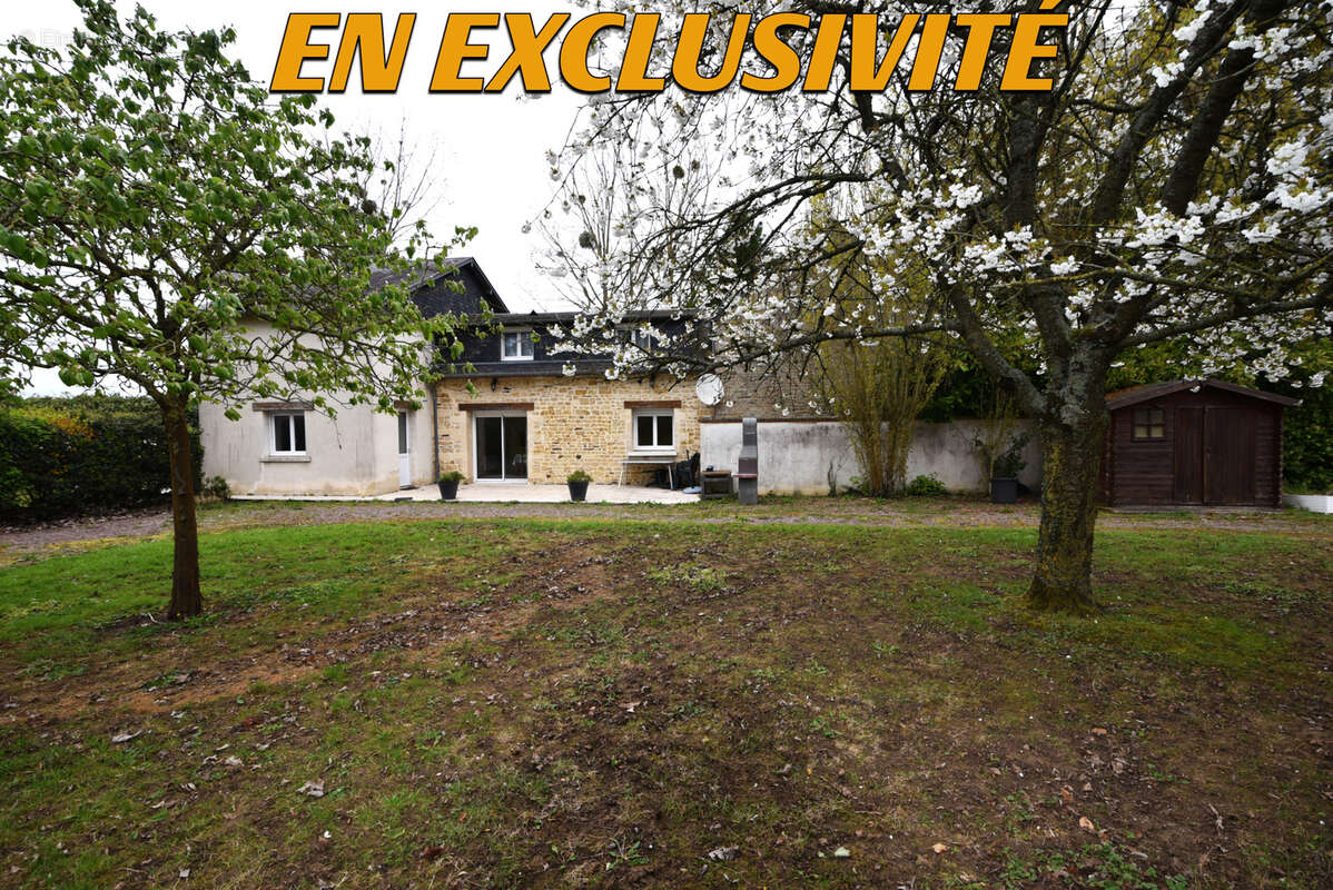 Maison à SAINTE-HONORINE-DU-FAY