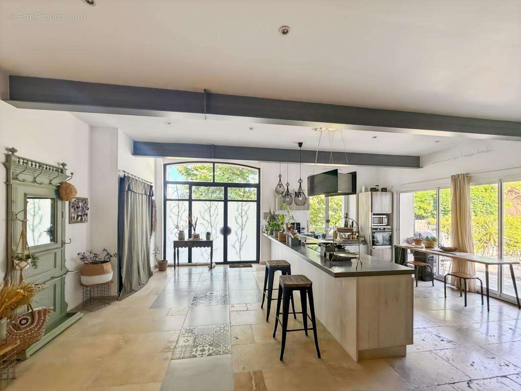 Appartement à PIERREFEU-DU-VAR