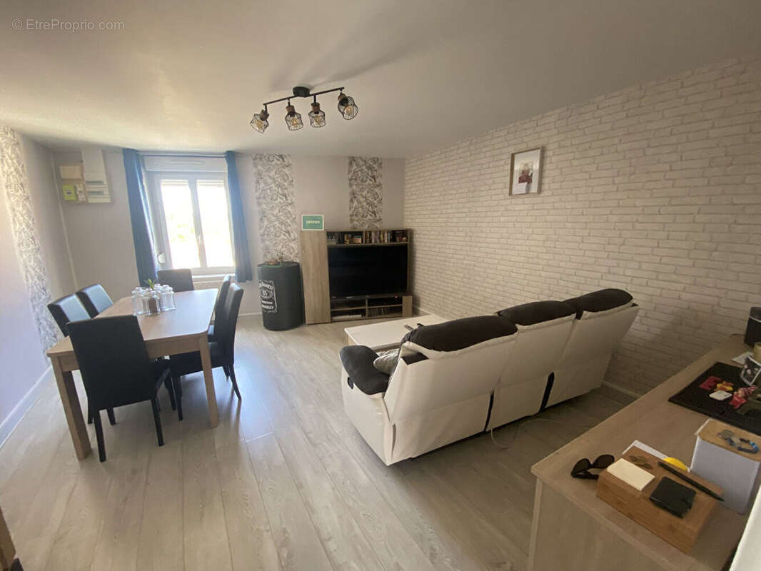 Appartement à SAINT-NICOLAS-DE-PORT