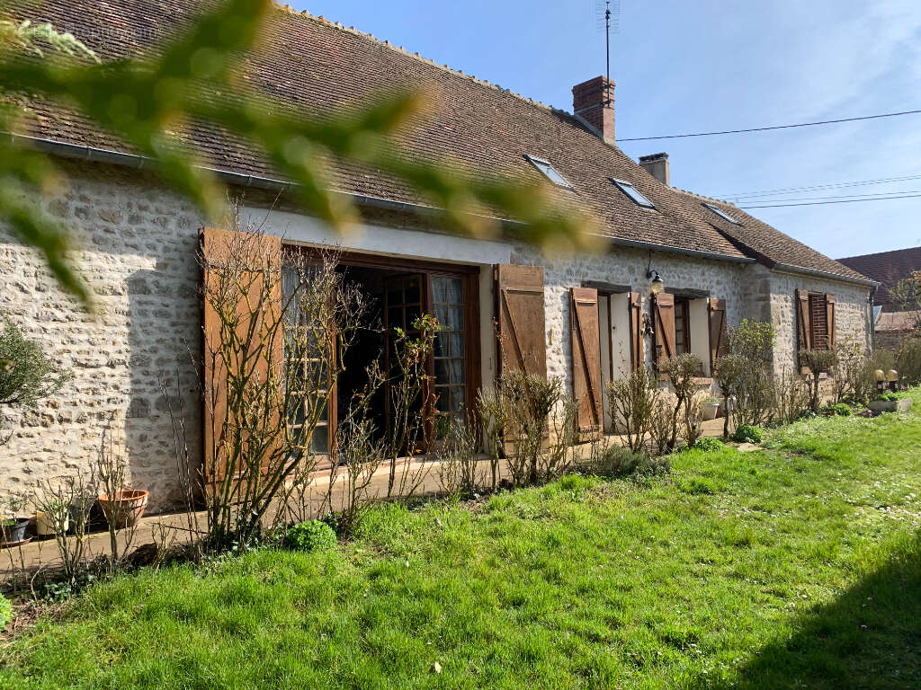 Maison à OUZOUER-LE-MARCHE