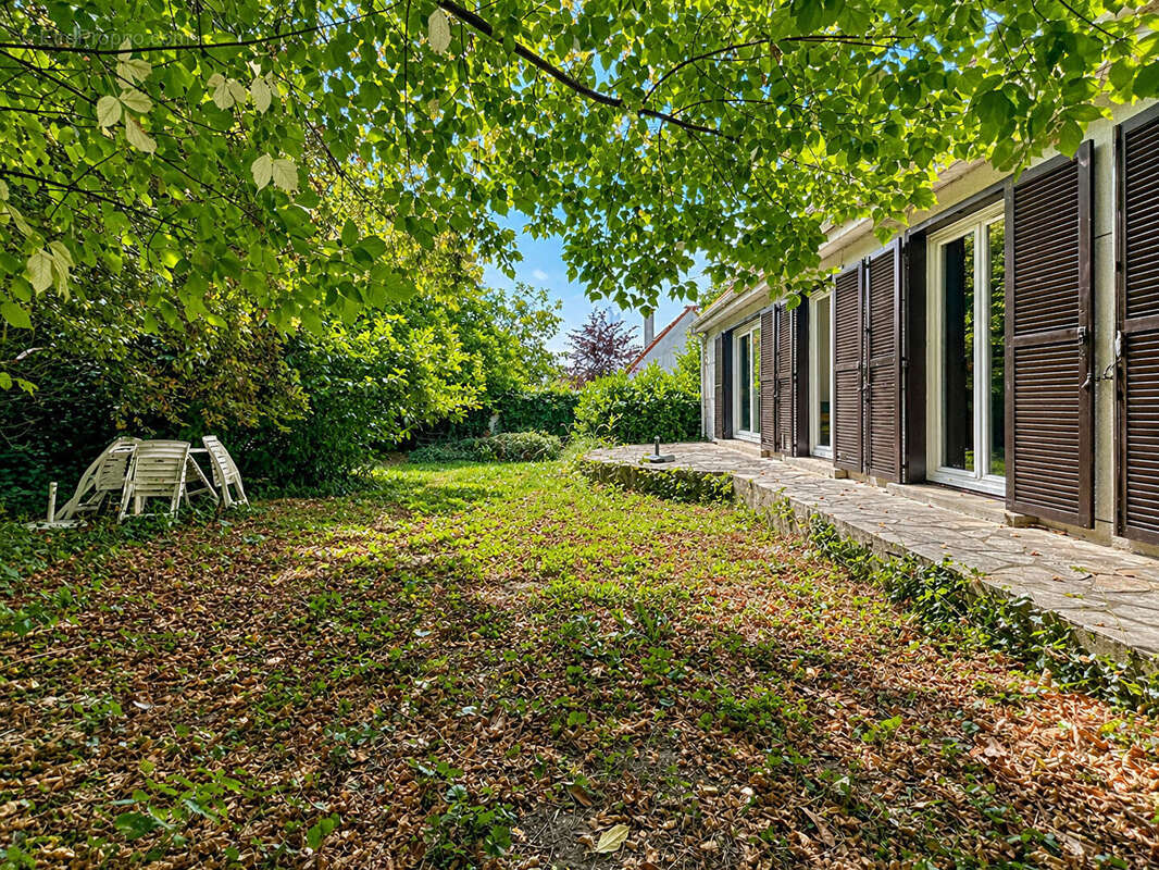En Exclusivité chez COMEBACK IIMMOBILIER : Maison à Lamorlaye 5 pièces de 153 m² ! - photo 2