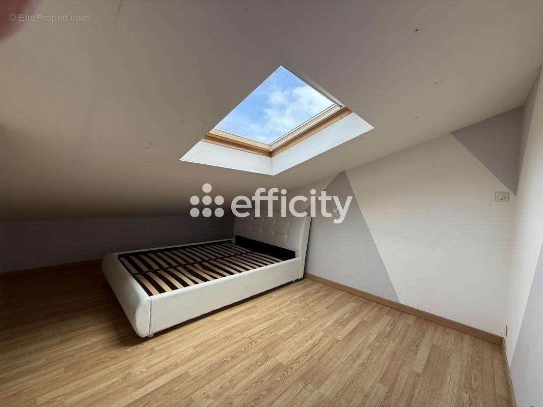 Maison à LYS-LEZ-LANNOY