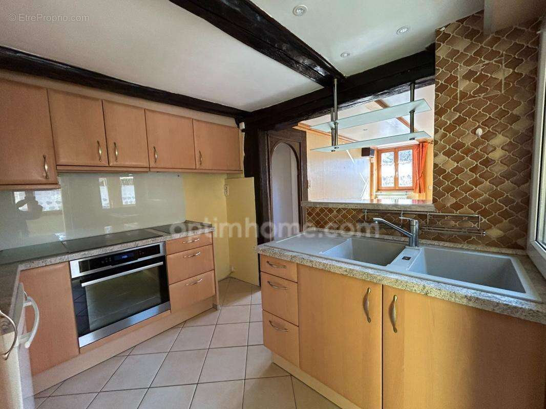 UFFHEIM, Magnifique maison alsacienne, 159.50m², 4chambres, climatisation, panneaux solaires. Beaucoup de cachet et de charmes - photo 8