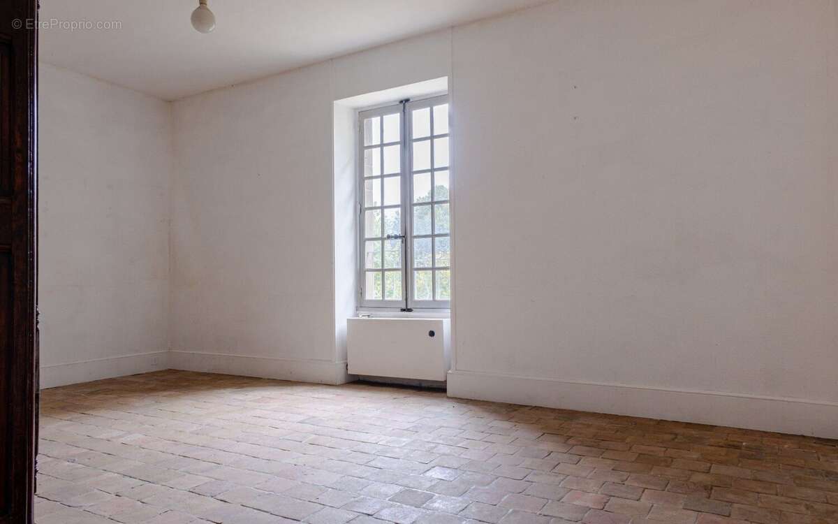 Maison à BOURG-LES-VALENCE