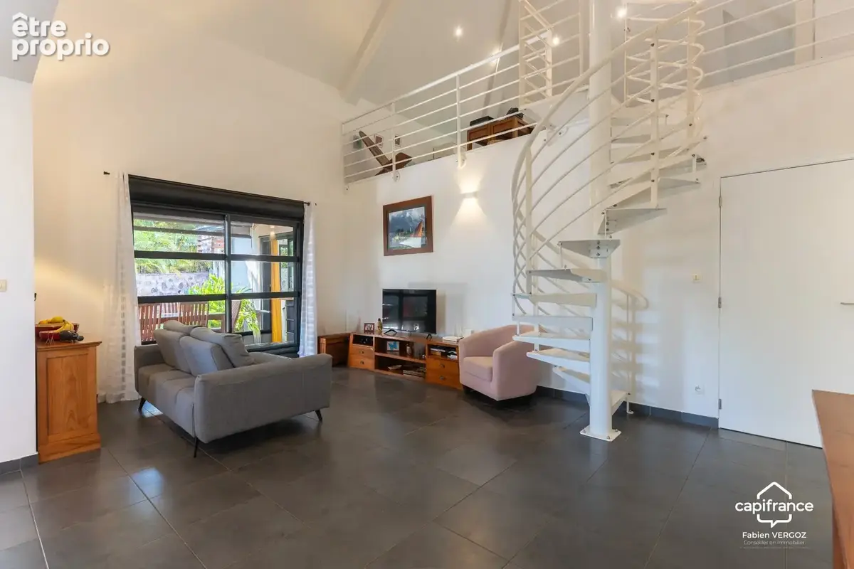 Villa F6 récente au calme dans lotissement privé à La Saline-les-Bains - photo 2