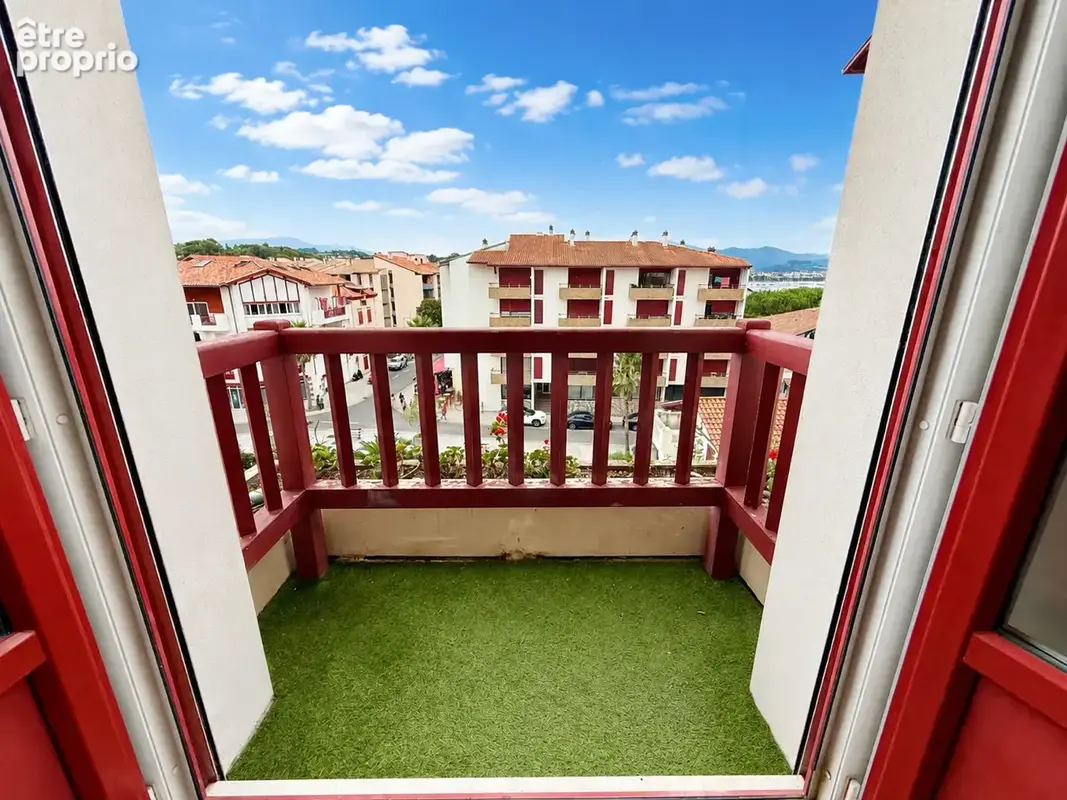 Magnifique t2 bis/t3 renove de 64m2 coeur de plage - photo 4