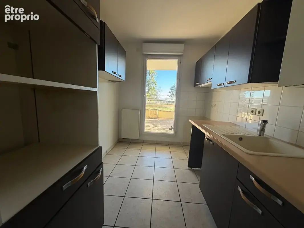 Appartement T2 avec terrasse et vue cathédrale - photo 4