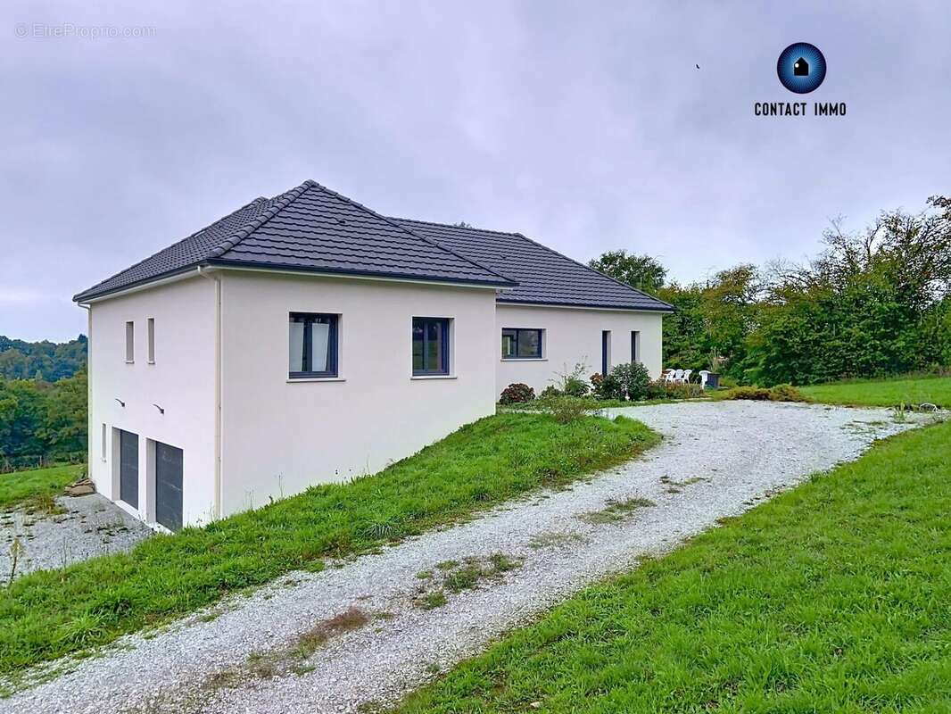 Maison à LAGRAULIERE