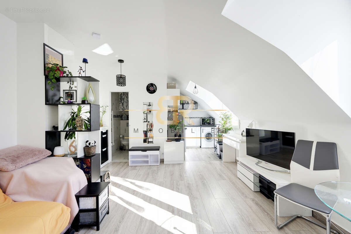 Appartement à PARIS-12E