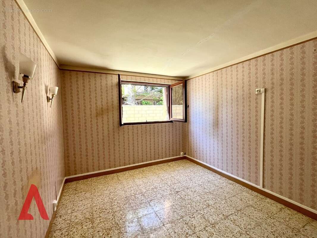 Villa avec jardin, proche plage  fort potentiel  Mèze - photo 12