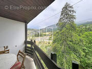 Appartement à ENCHASTRAYES