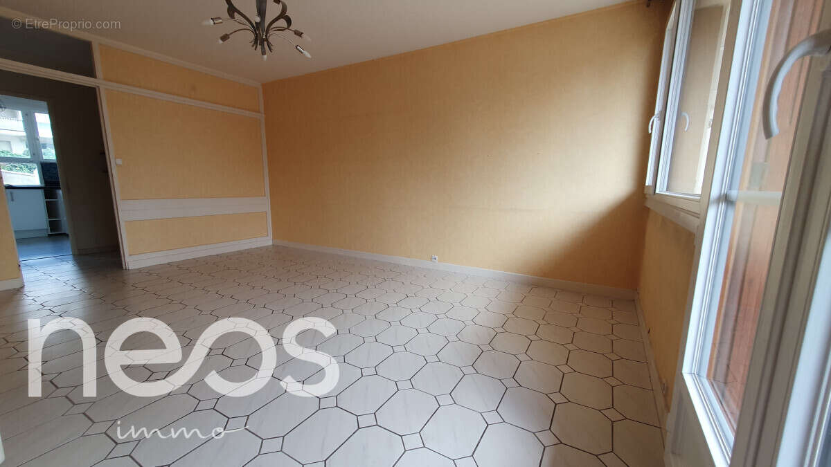 Appartement à THORIGNY-SUR-MARNE