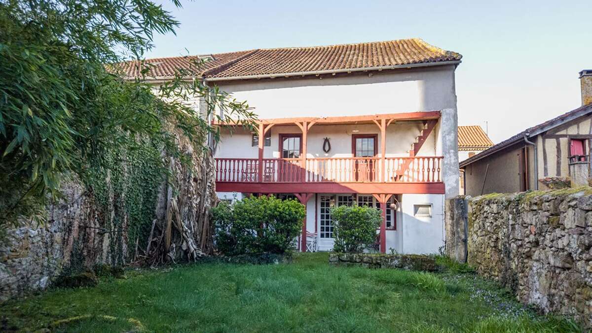 Maison Marciac 5 pièce(s) 198 m2 - photo 2