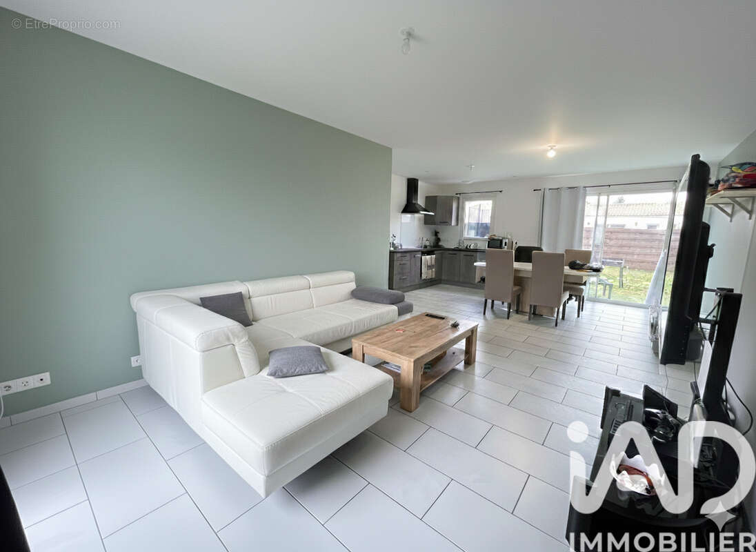 Photo 3 - Maison à MONTGUYON
