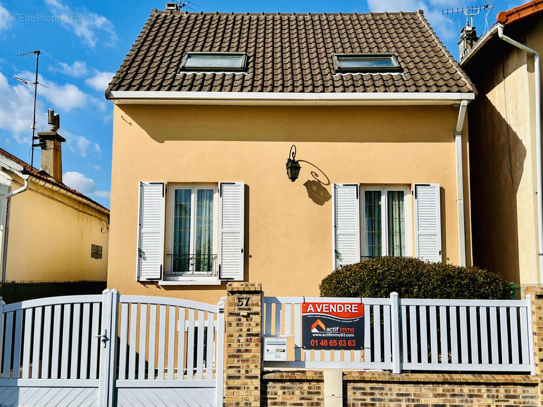 Maison à LE BLANC-MESNIL