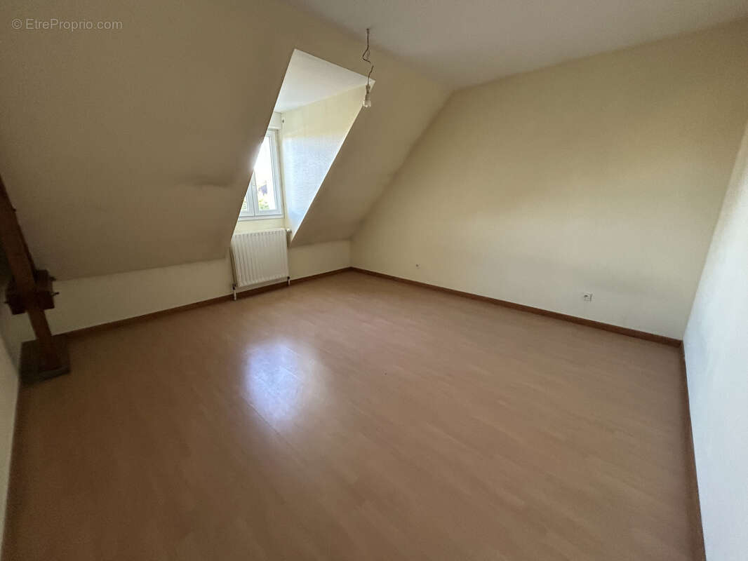 Maison à SAINT-JULIEN-LES-VILLAS