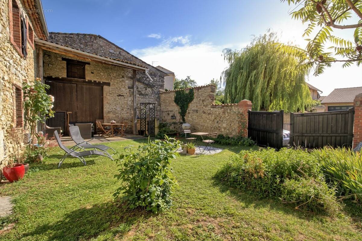 Maison à MOISSAT