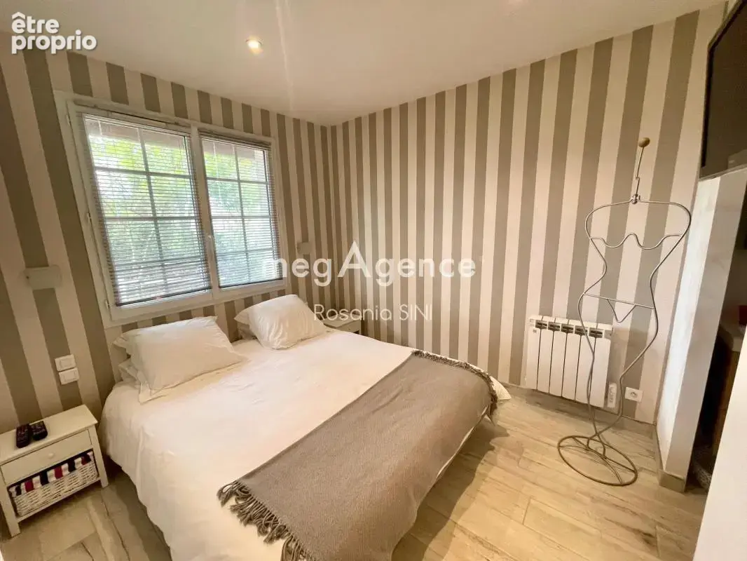 Maison de charme avec vue exceptionnelle sur l’étang - photo 11