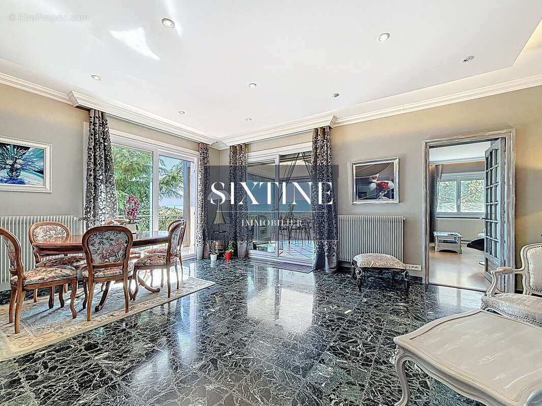 Maison à LES COTES-D'AREY