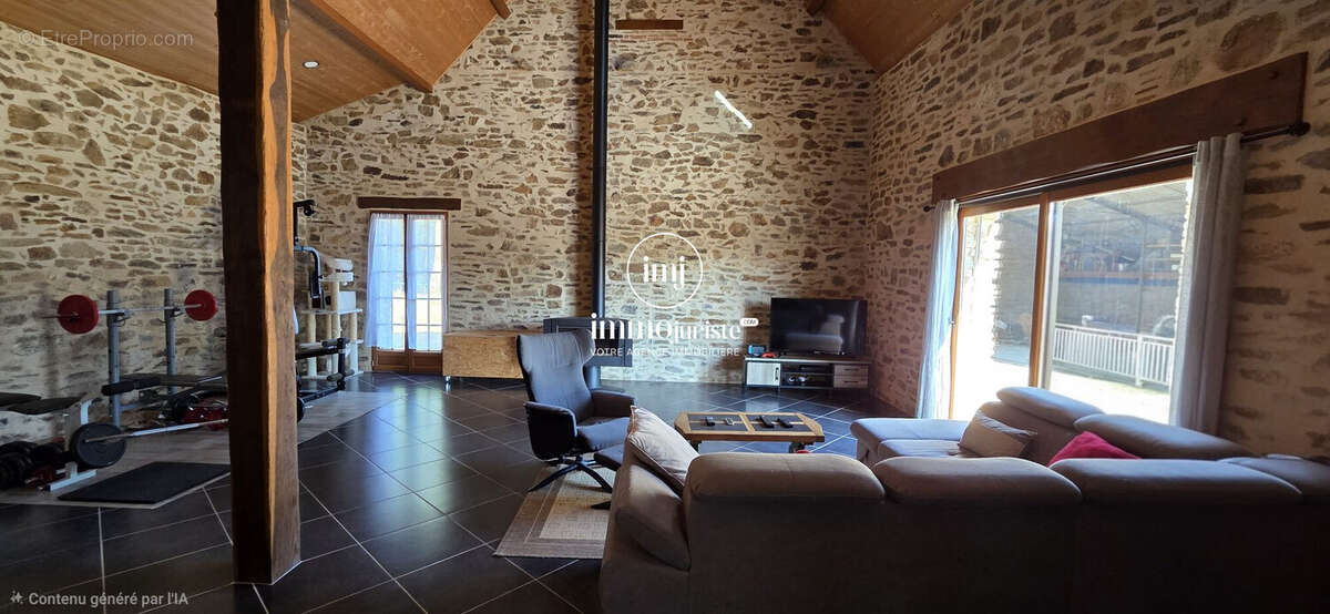 Maison 190 m² à La Coquille  - photo 4