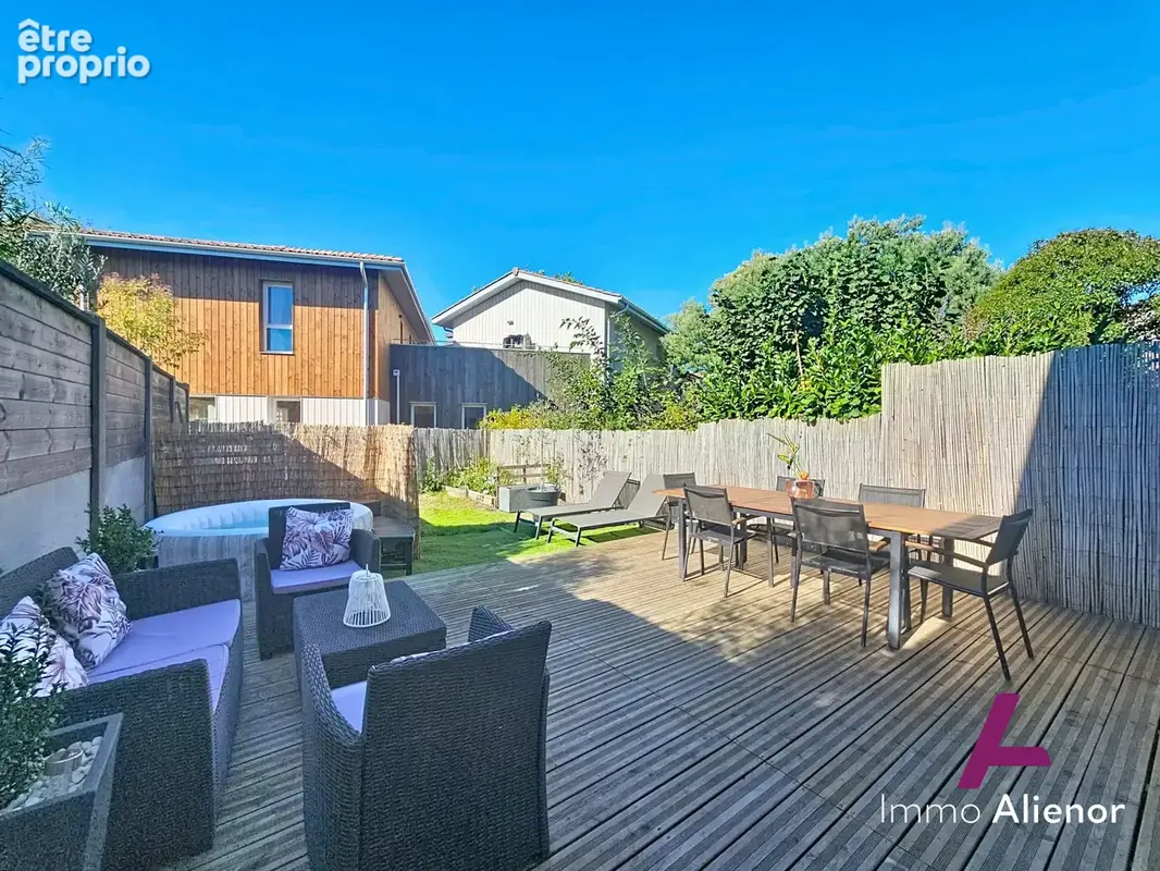 Maison 4 pièces 86 m² à vendre à Le Barp (33114) - photo 2