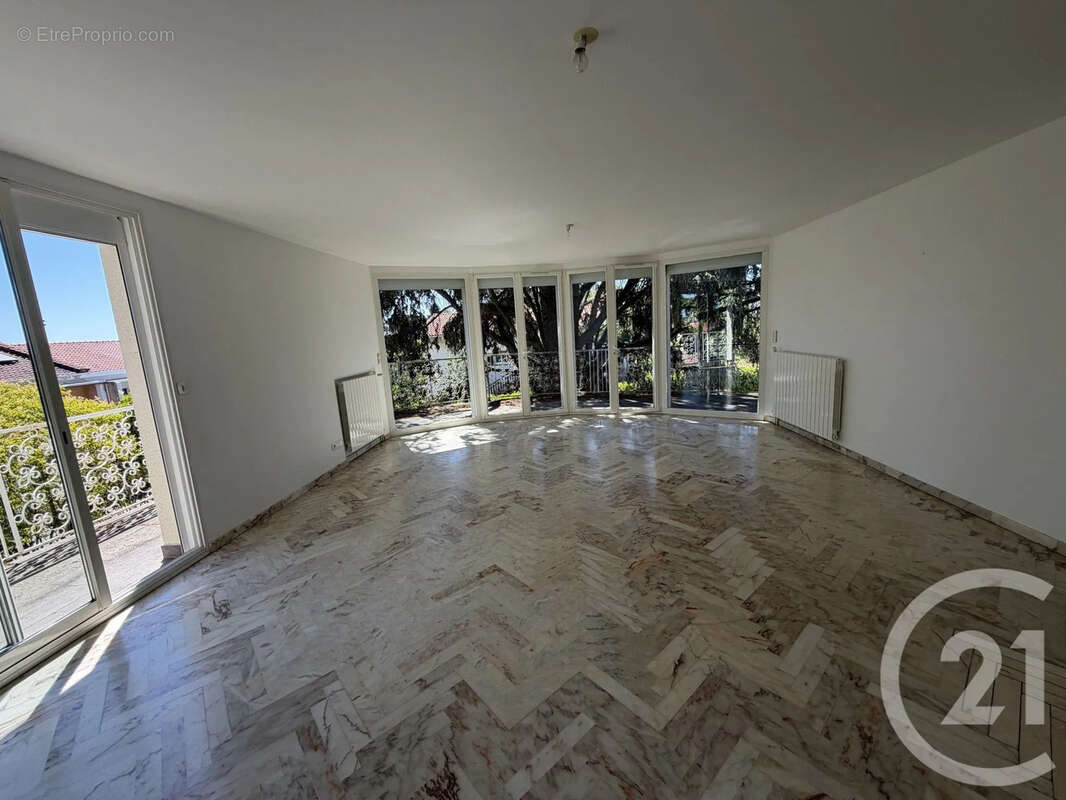 Maison 229 m² à Ramonville-Saint-Agne  - photo 2