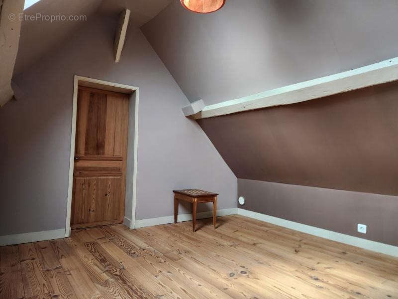 Maison à CHATEAUNEUF-EN-THYMERAIS