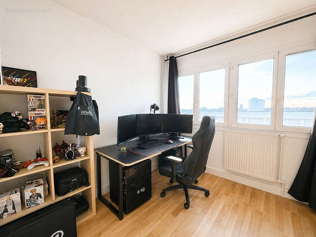 Appartement à MONS-EN-BAROEUL