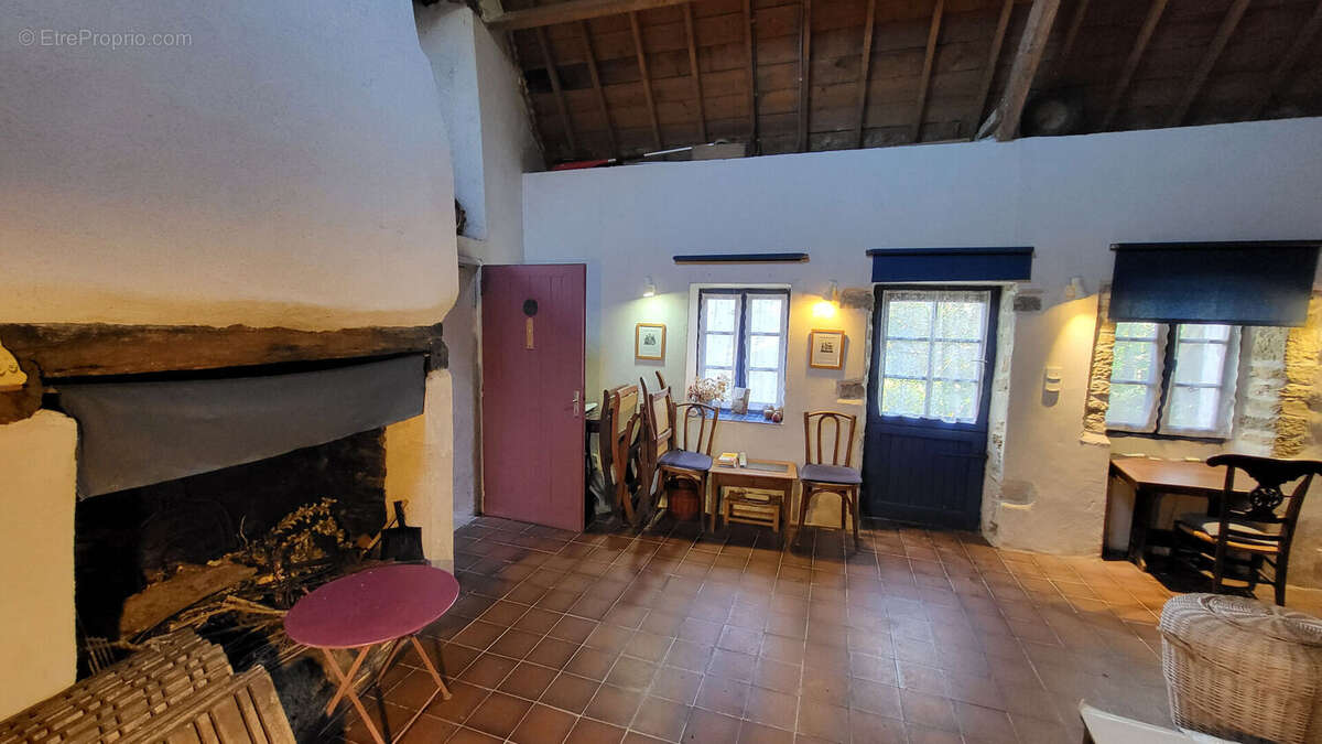 Maison à LE PALAIS