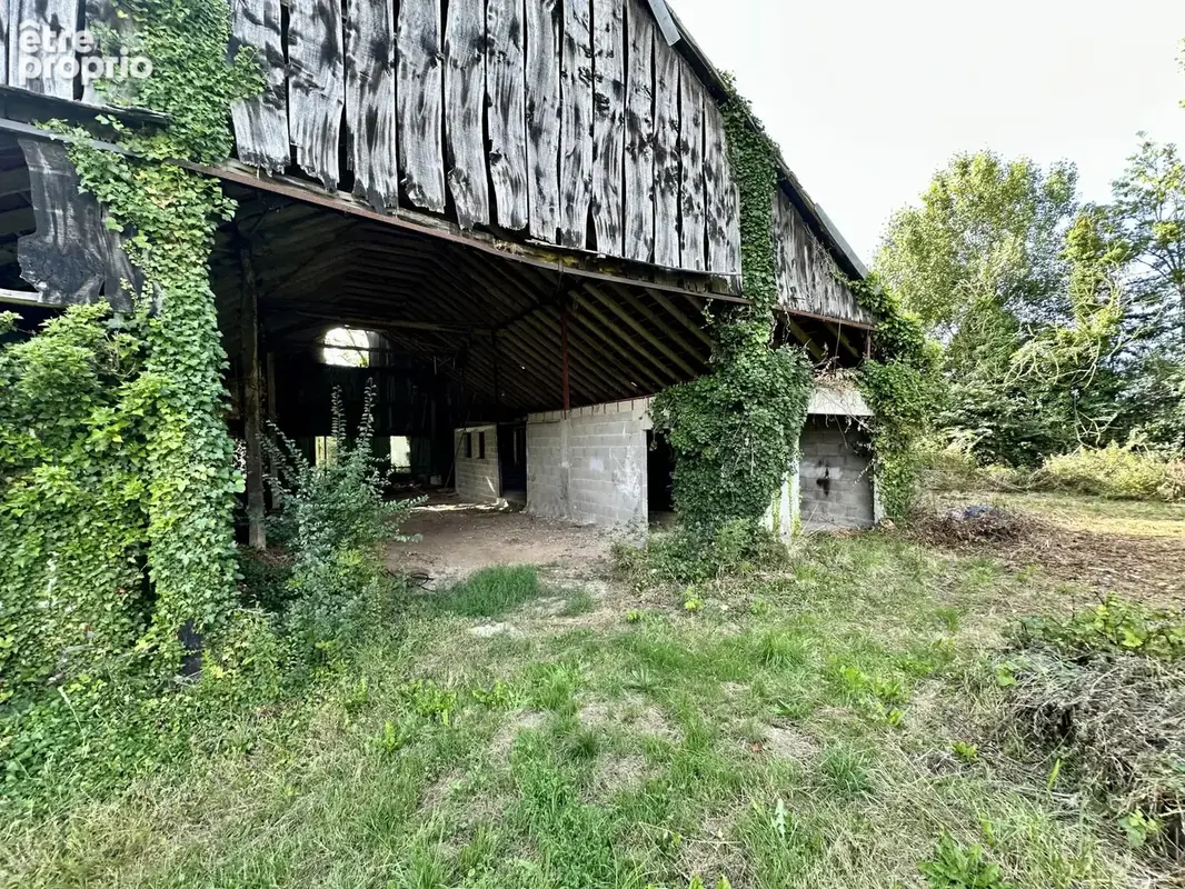 Grande propriété au calme avec hangar et écurie à rénover - photo 21
