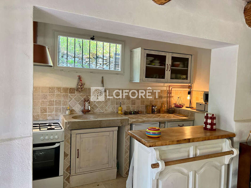 Maison à MALEMORT-DU-COMTAT