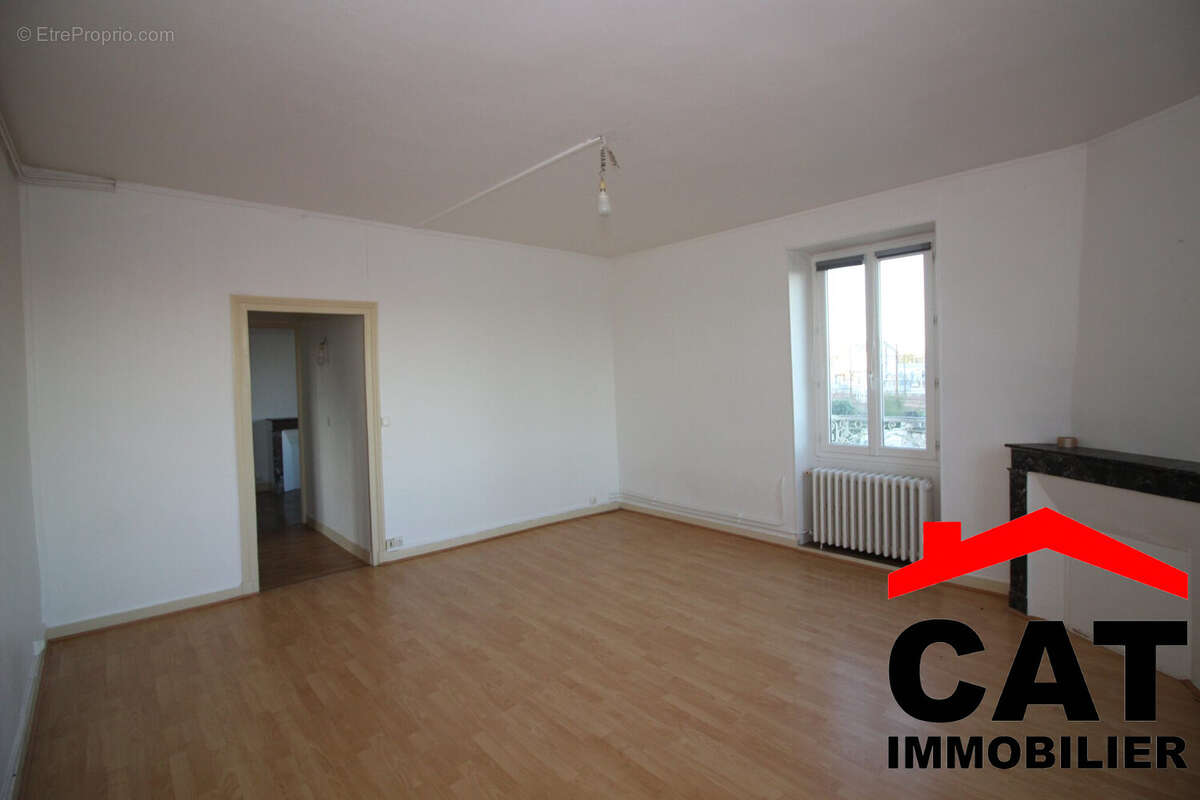 Appartement à MORET-SUR-LOING