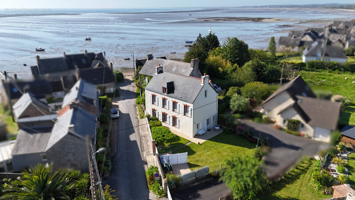 Maison à QUETTEHOU