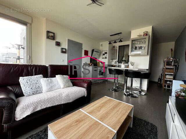 Appartement 2 pièces 42 m² à vendre à Vert-Saint-Denis (77240) - photo 3