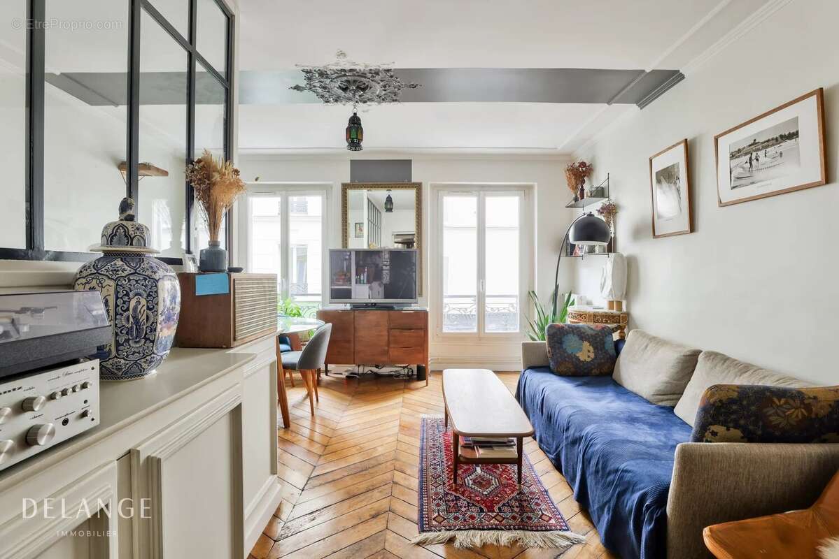 Appartement à PARIS-17E