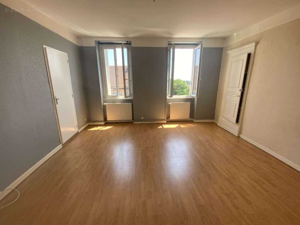 Appartement à LE CREUSOT