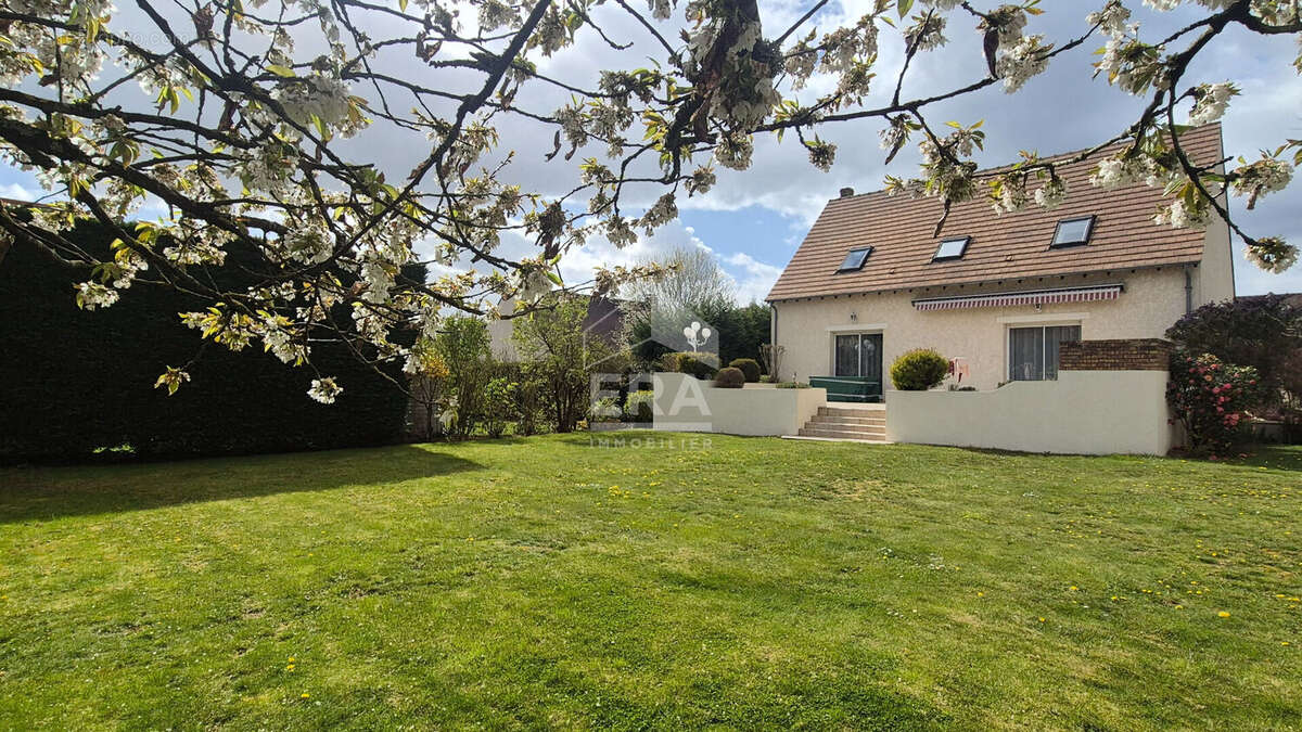 Maison à GRISY-SUISNES