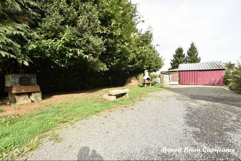 Maison à SAINT-MARTIN-DE-LANDELLES