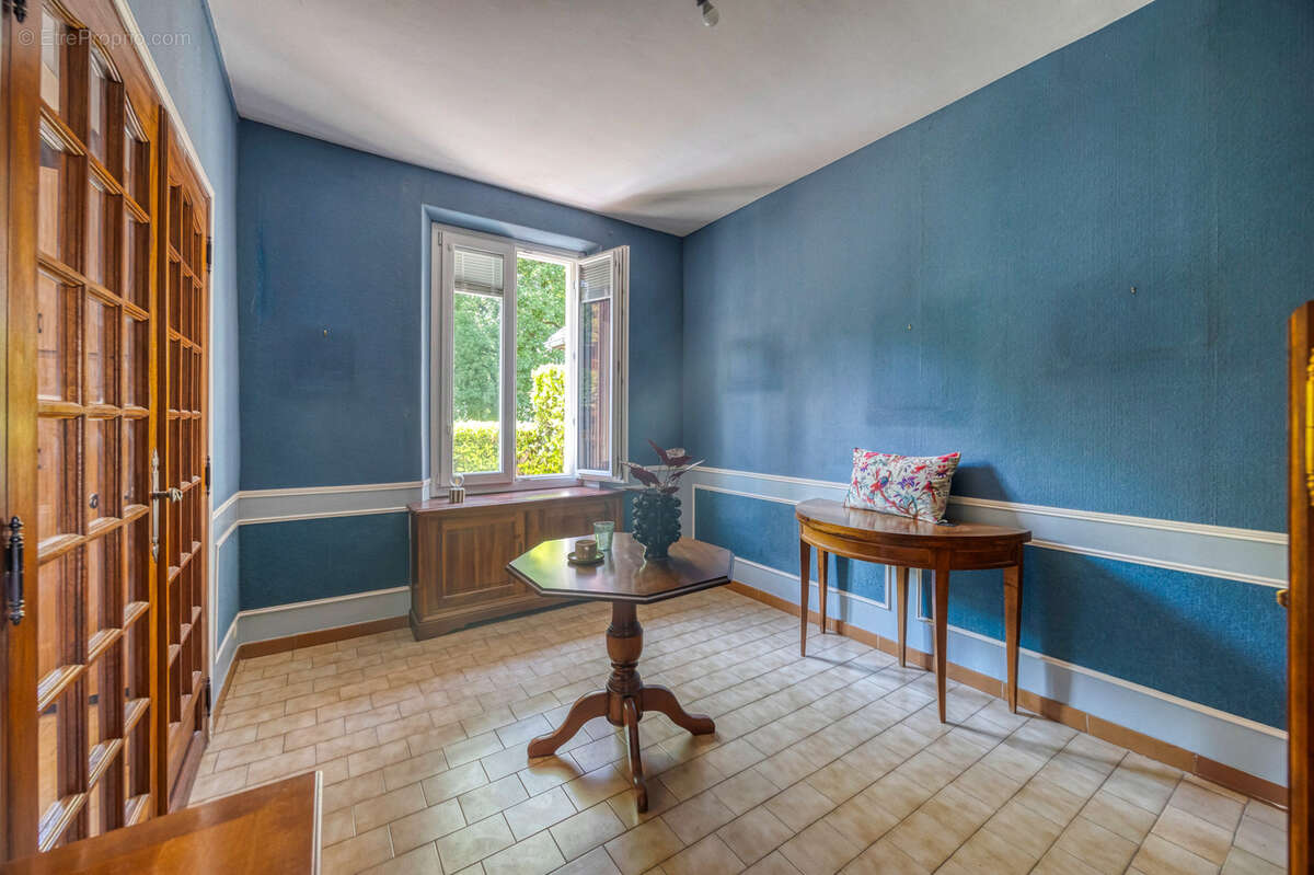 Maison à CHAMP-SUR-DRAC