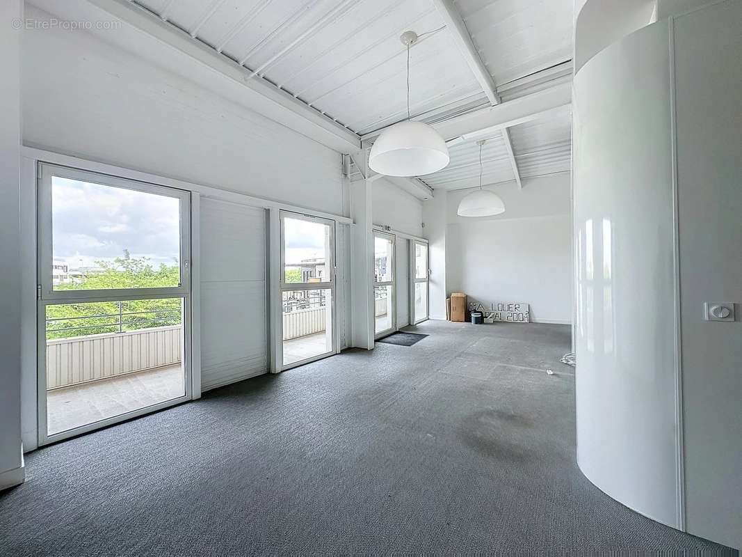 Commerce à COLOMIERS